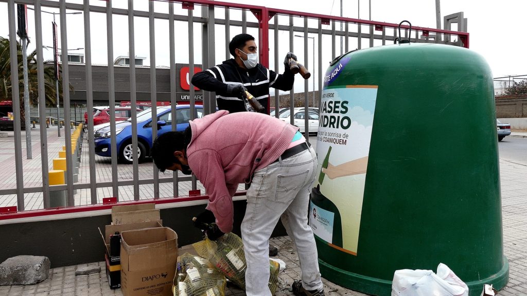 Más de 11.500 kilos de vidrio han sido recolectados gracias a la campaña Ovalle Elige Vidrio 1 Más de 11.500 kilos de vidrio han sido recolectados gracias a la campaña Ovalle Elige Vidrio