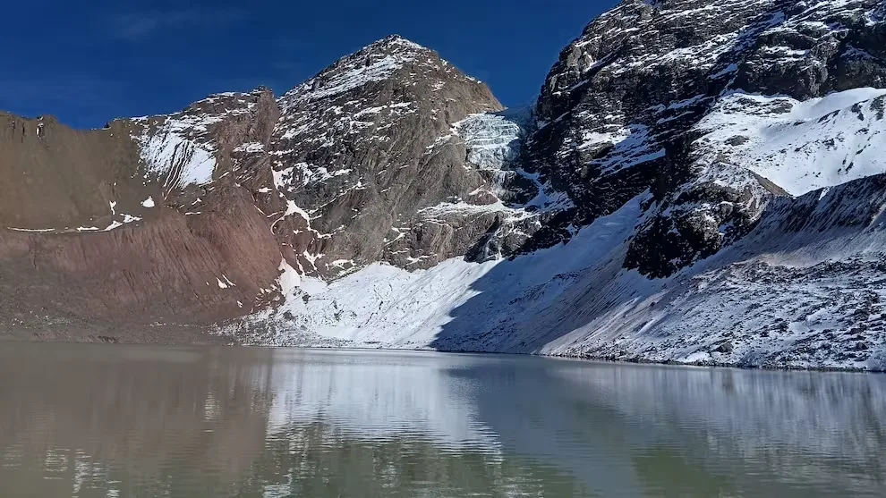 Estudio alerta sobre posible colapso de glaciares en zona cordillerana de Santiago 1 Estudio alerta sobre posible colapso de glaciares en zona cordillerana de Santiago